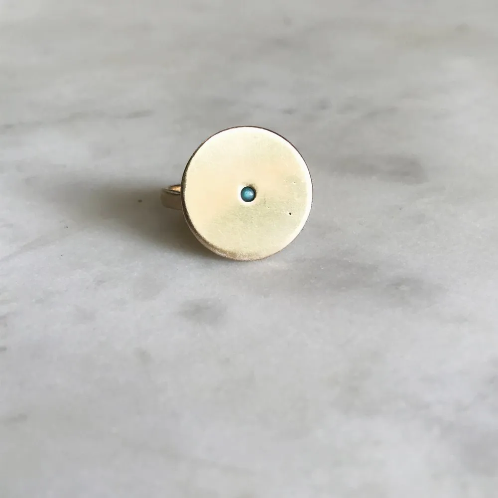 MINIMAL CIRCLE STONE RING