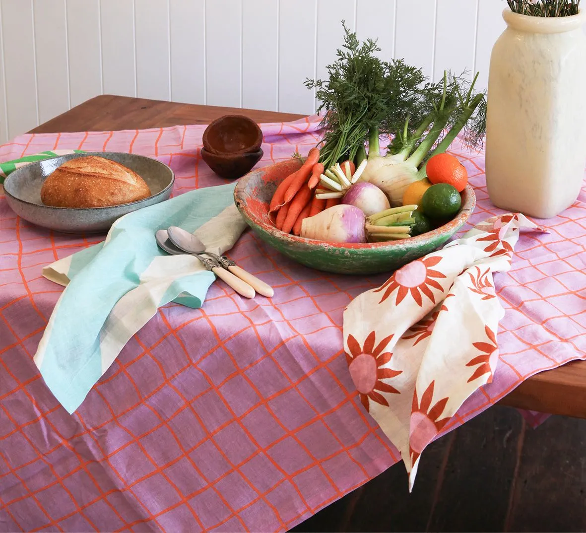 Oak and Ave Tablecloth - Napkin Set Starburst