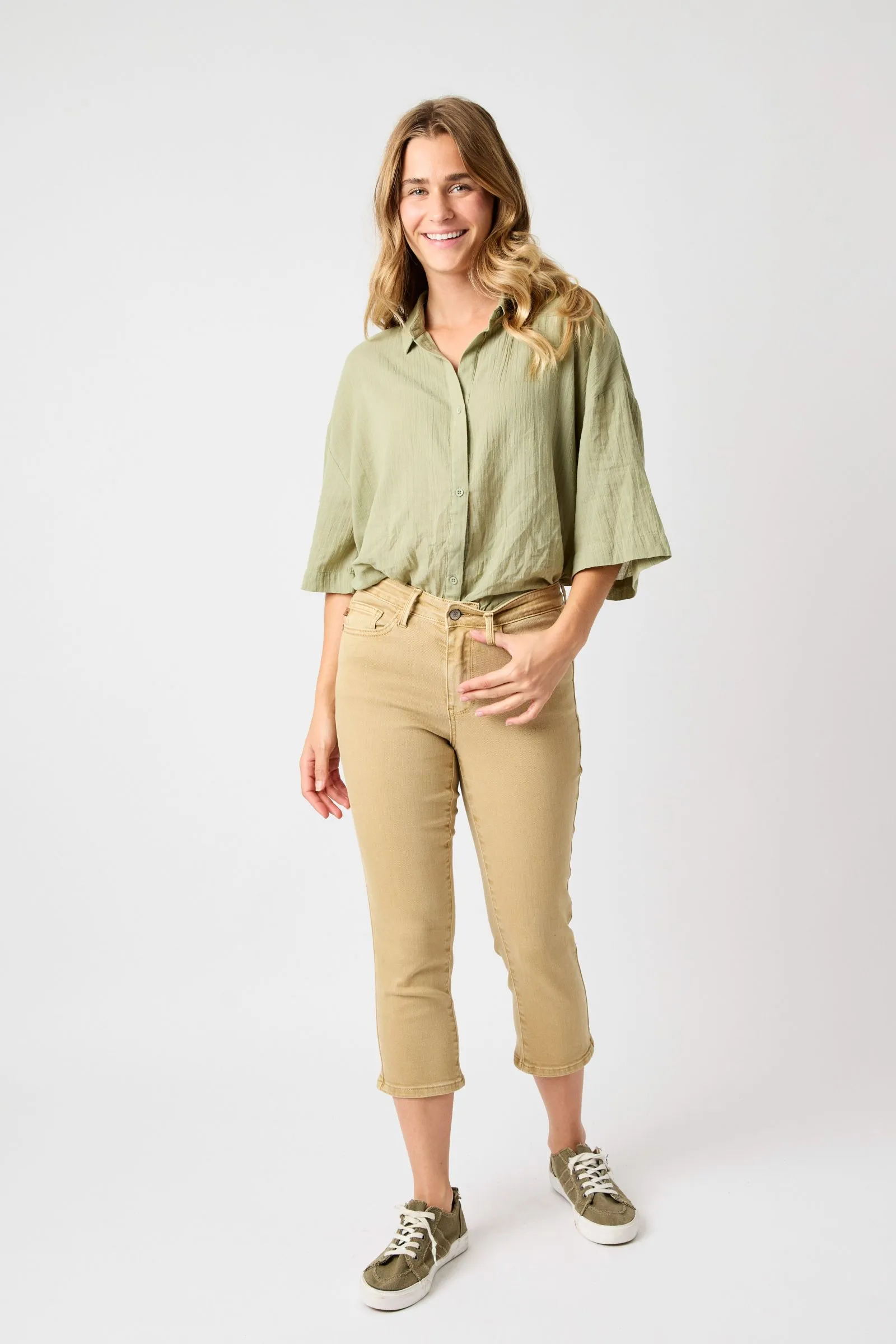 Sloane Mid Rise Capri by Judy Blue PREORDER