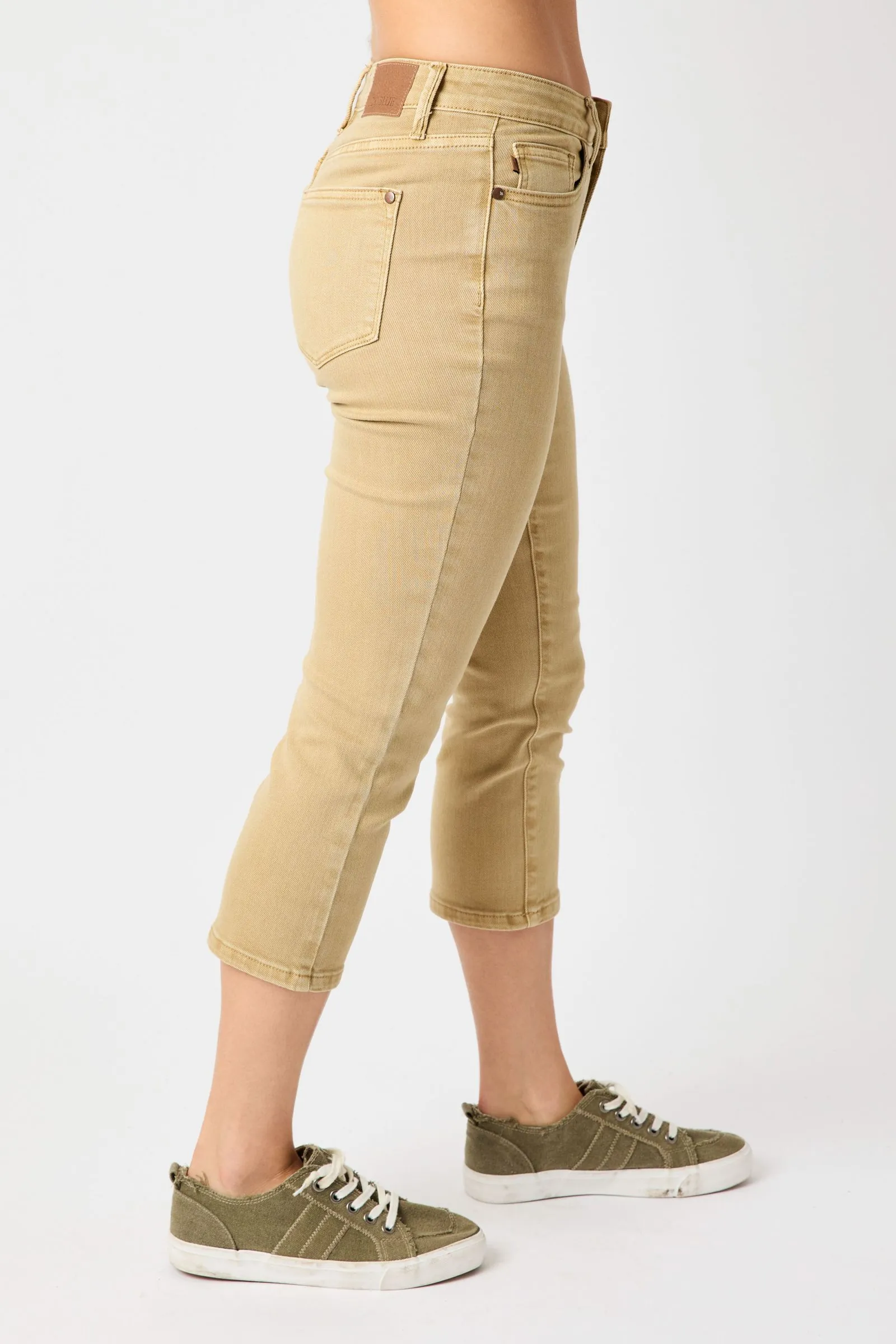 Sloane Mid Rise Capri by Judy Blue PREORDER